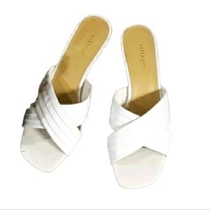 Liz Claiborne slip on open toe white sandals sz 7M